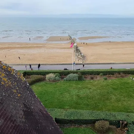 Le Sea View YourHostHelper Cabourg