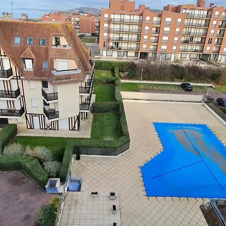 Appartement Le Sea View YourHostHelper Cabourg
